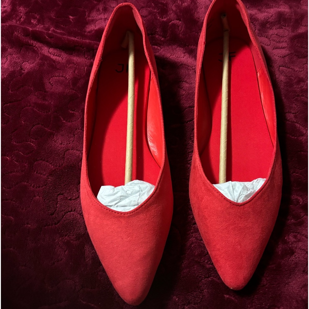 Women’s flats